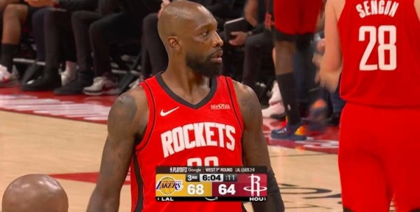 股王配资网站 补充季后赛经验？火箭第三节突然派上老将杰夫·格林